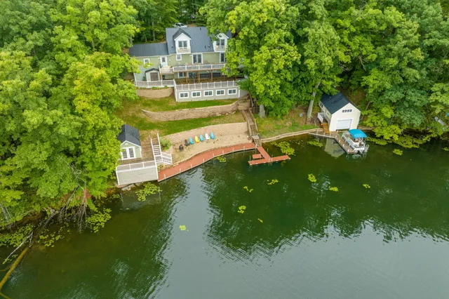 $569,000 | 506 McLachlan Point Road, Evart, MI 49631