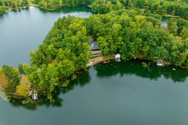 $569,000 | 506 McLachlan Point Road, Evart, MI 49631