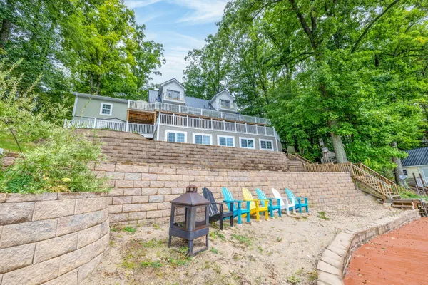 $569,000 | 506 McLachlan Point Road, Evart, MI 49631