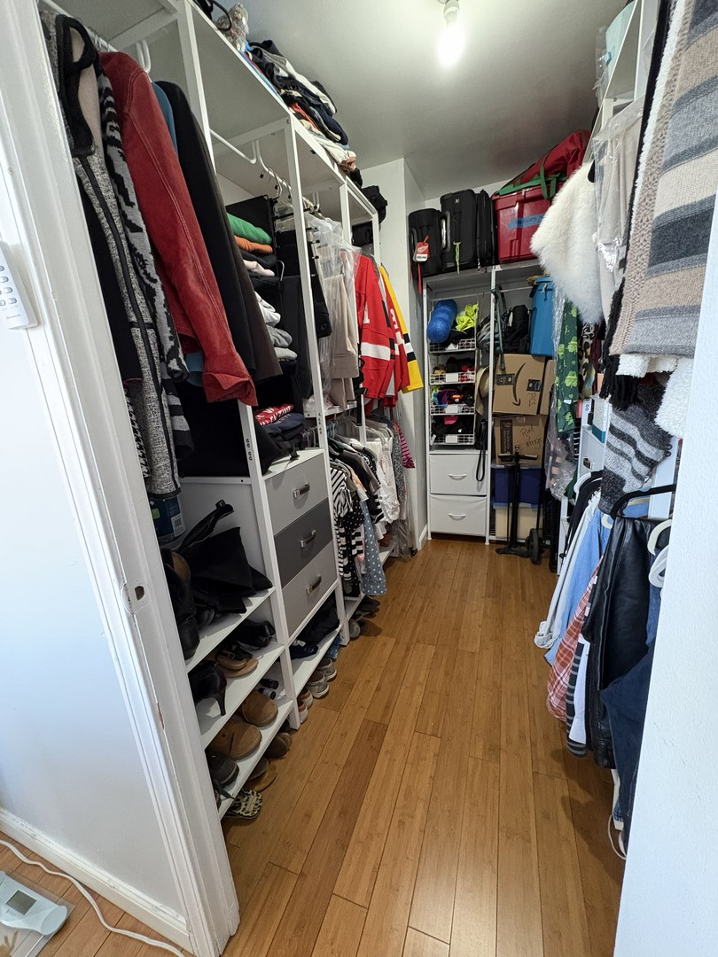 6325 North Sheridan Road, Unit 1906 Chicago, IL 60660 - Photo 11 of 28