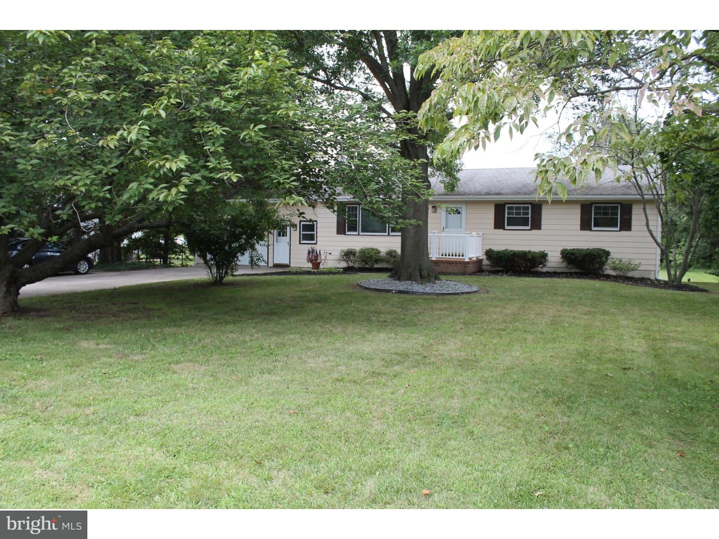 292 Dutch Neck Road East Windsor, NJ 08520 - Photo 3 of 18 Exterior Front
