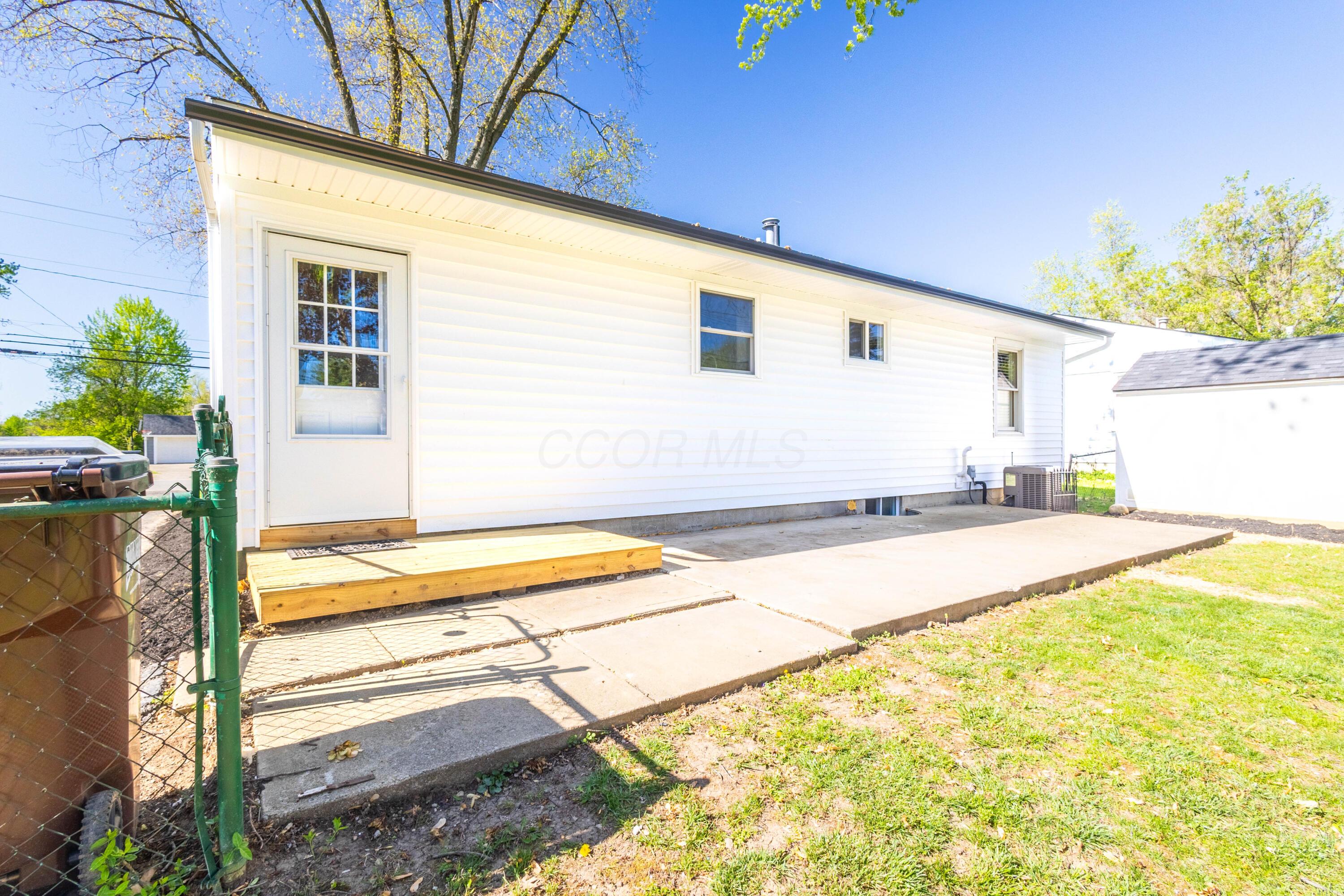 384 Cherrington Road Westerville, OH 43081 - Photo 7 of 69 CT6A7007-HDR
