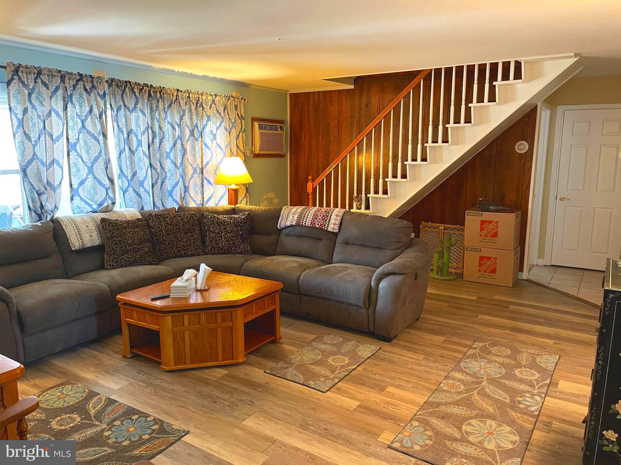 29 Grapevine Road Levittown, PA 19057 - Photo 3 of 12 Living Room