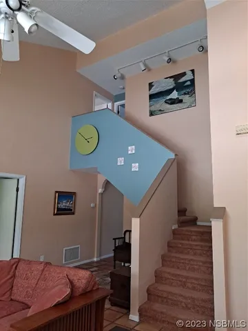 a view of entryway and hall