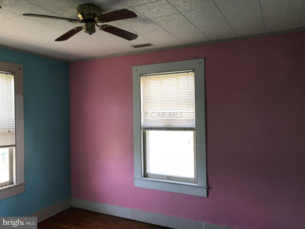 27479 Fairmount Road Westover, MD 21871 - Photo 8 of 16 Bedroom 3 is 10'10"x8'