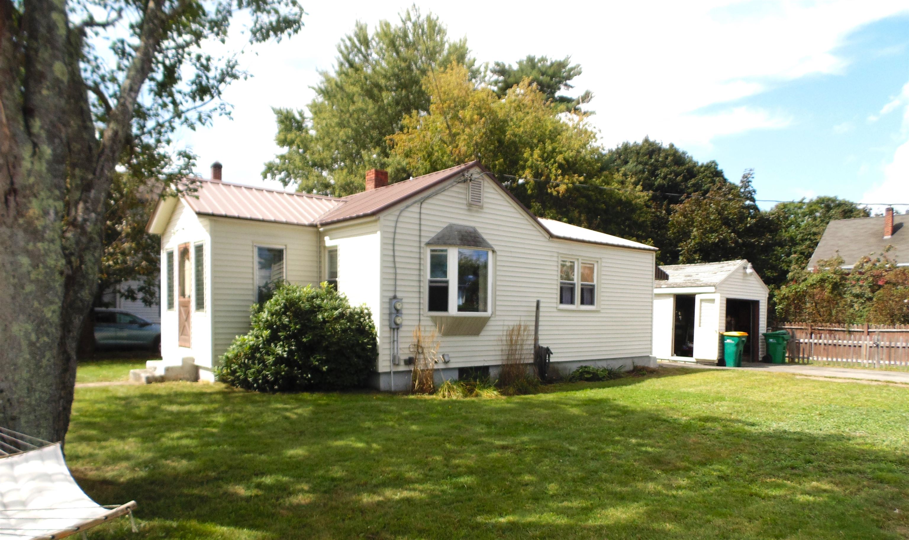 101 Maple Street Rochester, NH 03867 - Photo 6 of 27 Gallery Image 6