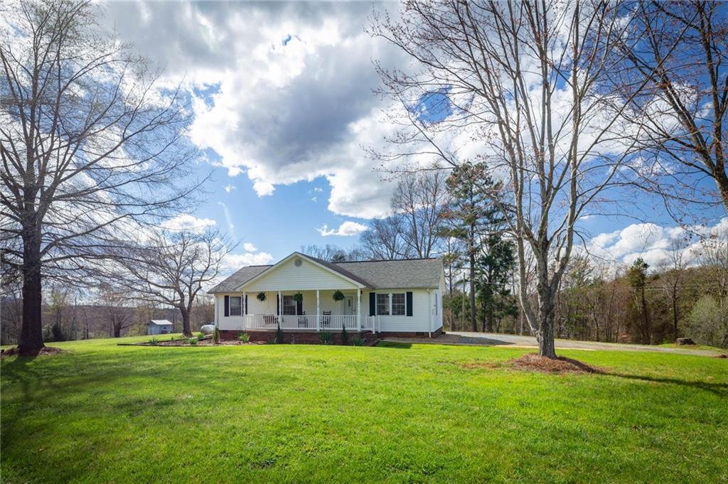 2486 Conley Road Morganton, NC 28655 - Photo 2 of 29 Gallery Image 2