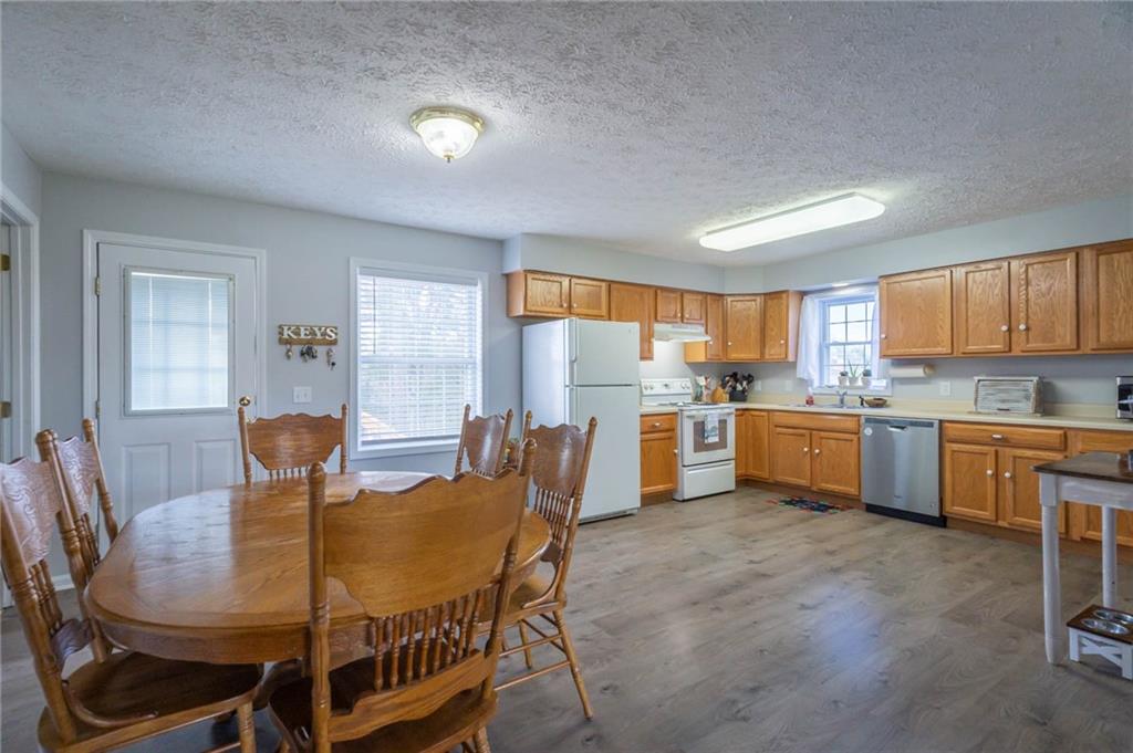 2486 Conley Road Morganton, NC 28655 - Photo 5 of 29 Gallery Image 5