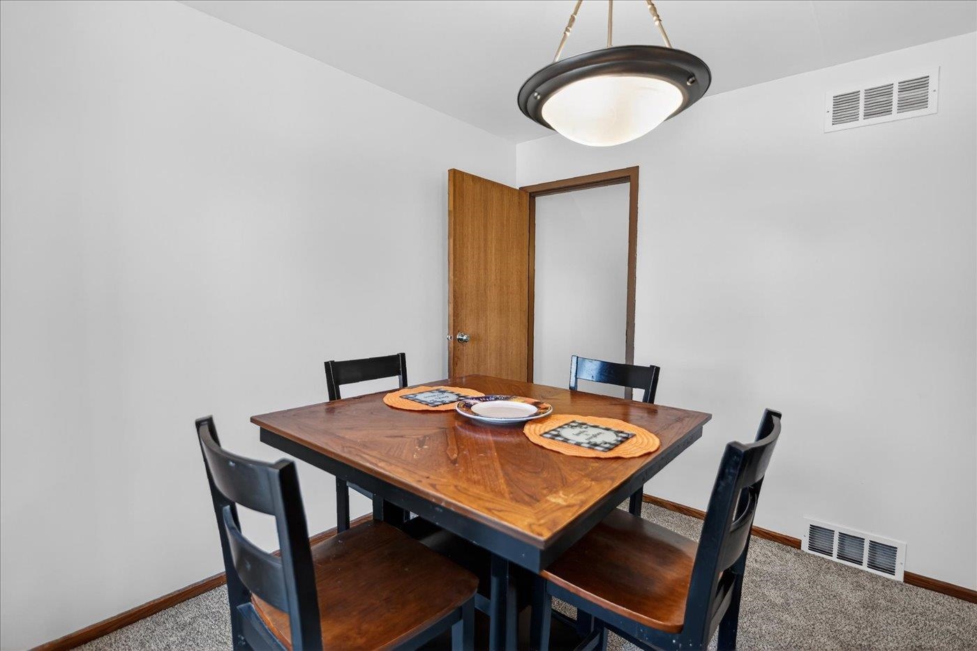 517 Knightsbridge Road Waunakee, WI 53597 - Photo 21 of 61