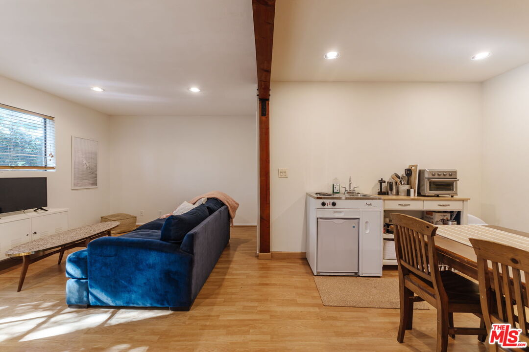4450 Alla Road Los Angeles, CA 90066 - Photo 32 of 43 Gallery Image 32