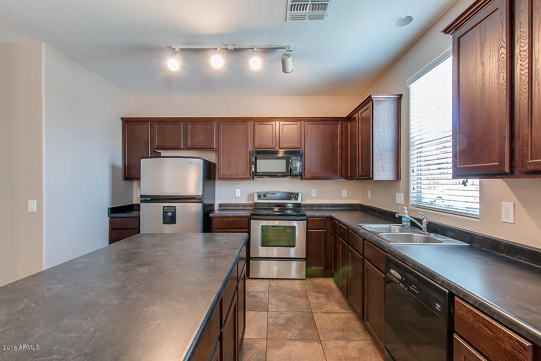 4852 West Carson Road Laveen, AZ 85339 - Photo 9 of 31 09-Carson