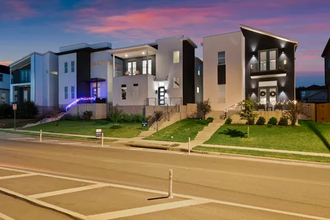 $739,900 | 6129 Sendero Hills Parkway, Austin, TX 78724