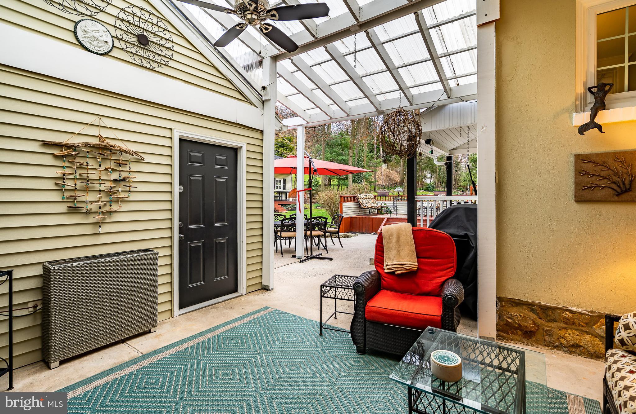 1517 Lorraine Road Reading, PA 19604 - Photo 36 of 52 Outdoor Living Room