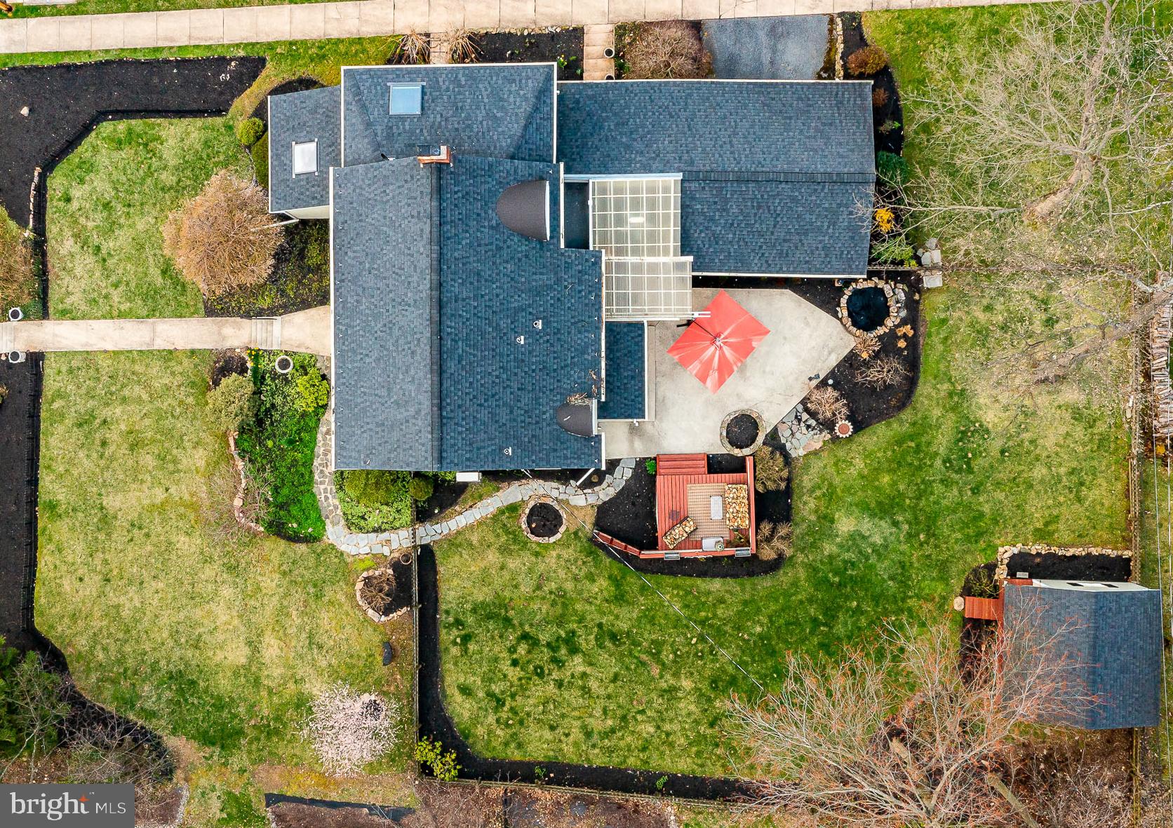 1517 Lorraine Road Reading, PA 19604 - Photo 45 of 52 Aerial Showing Lawn Areas