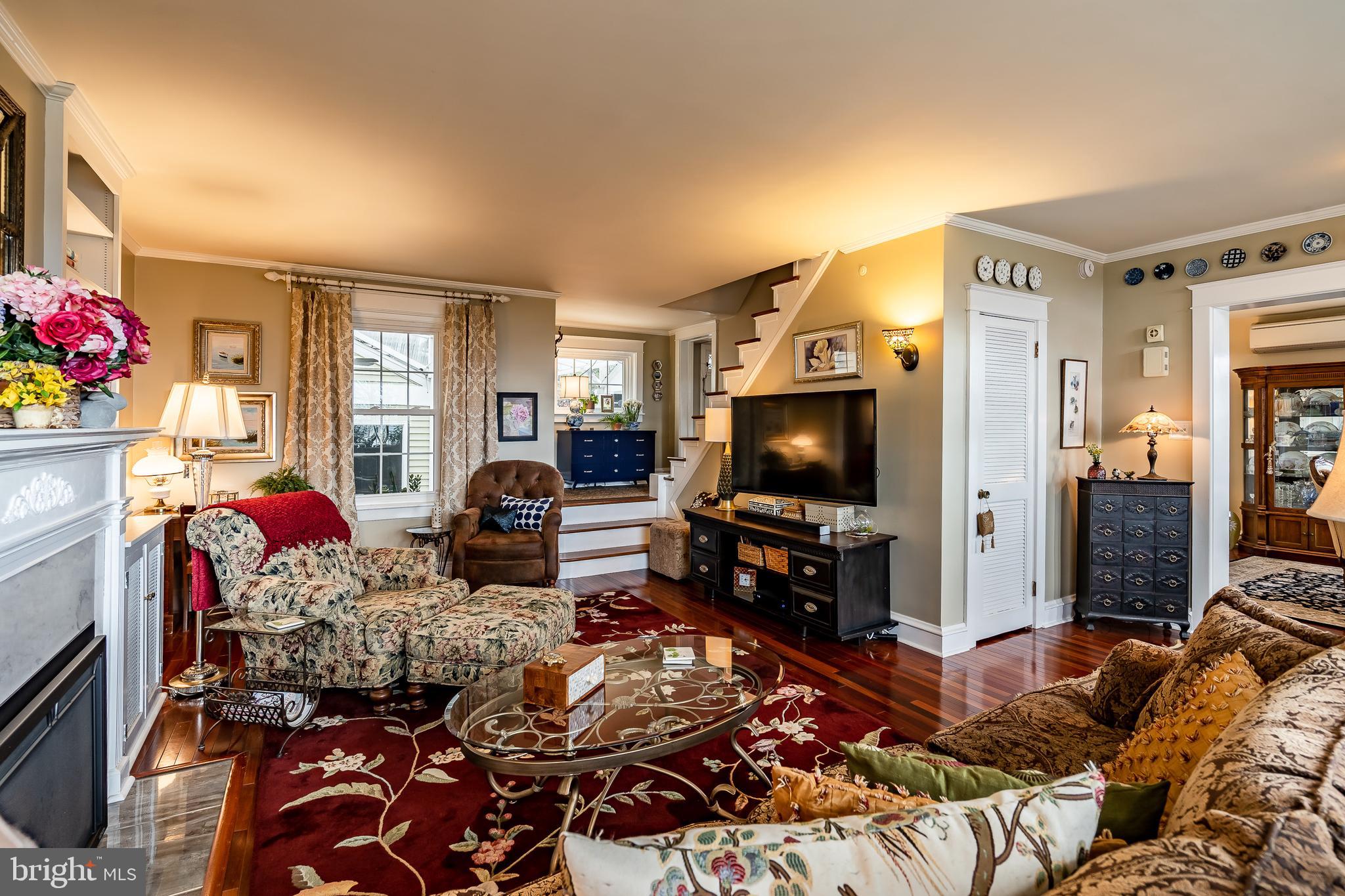 1517 Lorraine Road Reading, PA 19604 - Photo 6 of 52 Light Filled Rooms