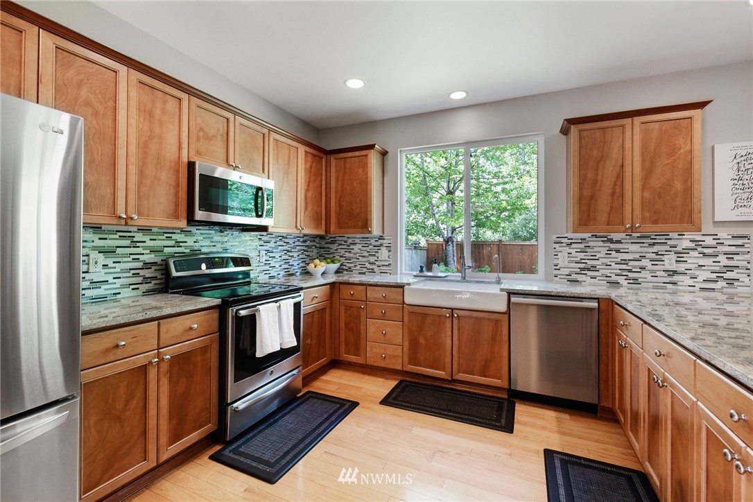 5927 Northeast 1st Place Renton, WA 98059 - Photo 13 of 40