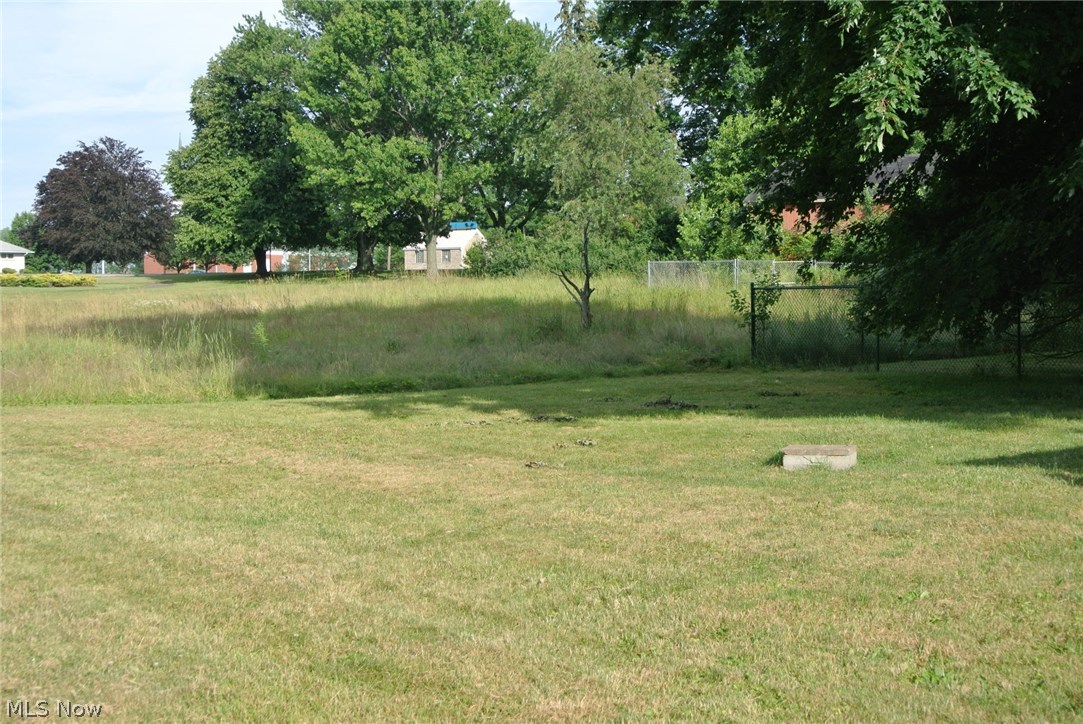 8173 West Ridge Road Elyria, OH 44035 - Photo 4 of 26