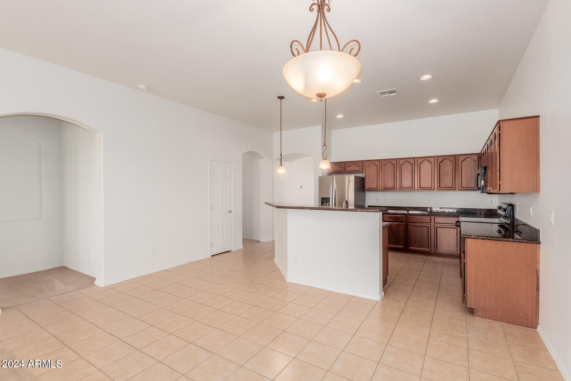 2514 West Granite Pass Road Phoenix, AZ 85085 - Photo 15 of 66 15-Granite