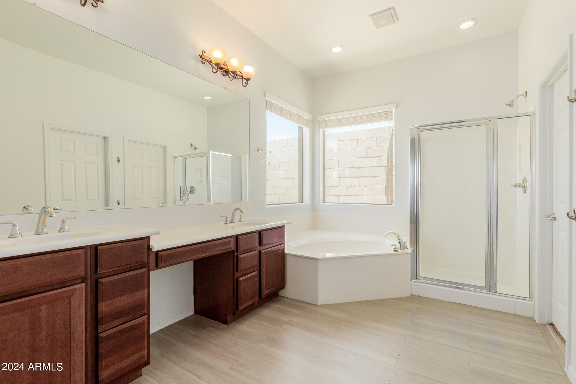 2514 West Granite Pass Road Phoenix, AZ 85085 - Photo 27 of 66 27-Granite