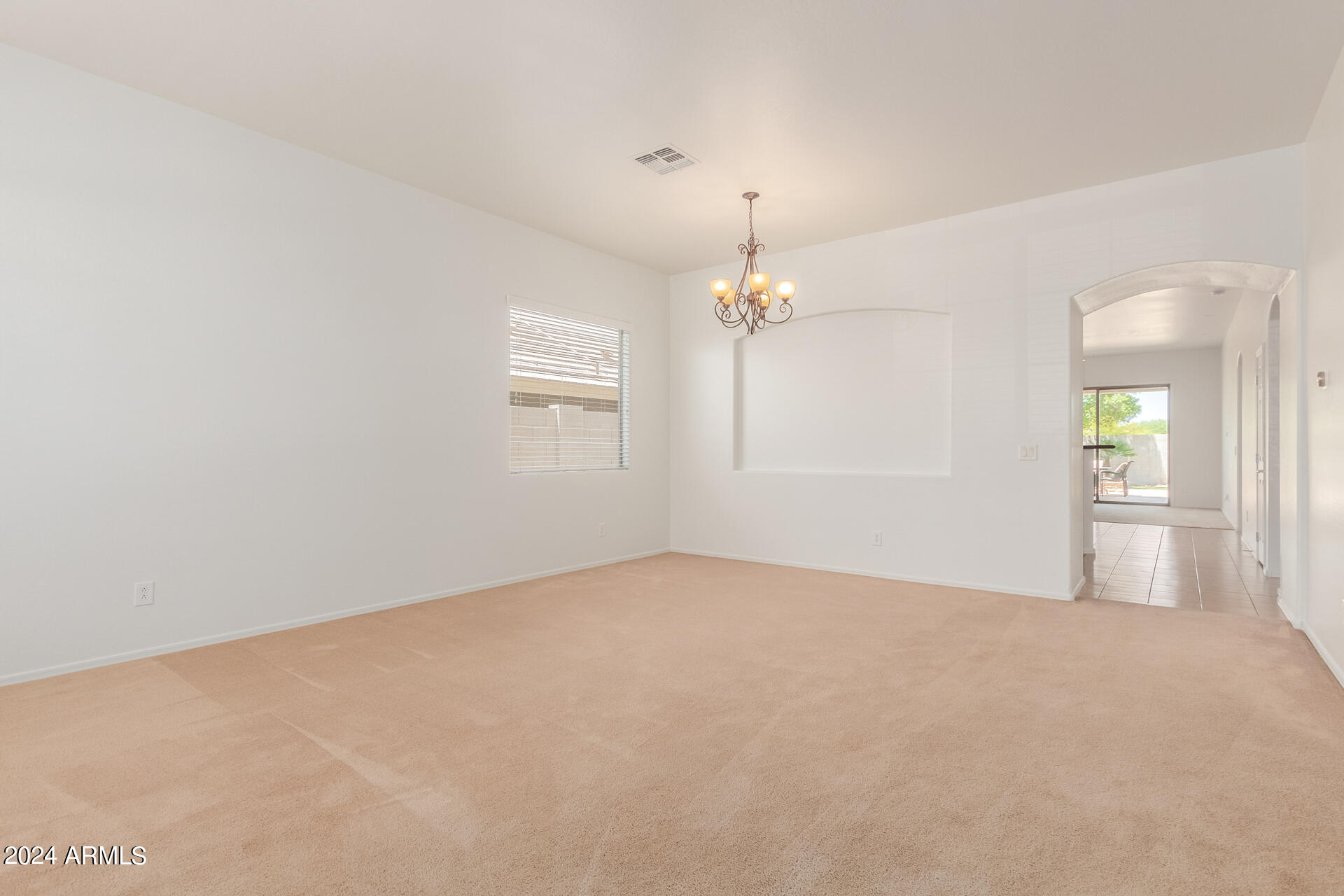 2514 West Granite Pass Road Phoenix, AZ 85085 - Photo 8 of 66 08-Granite