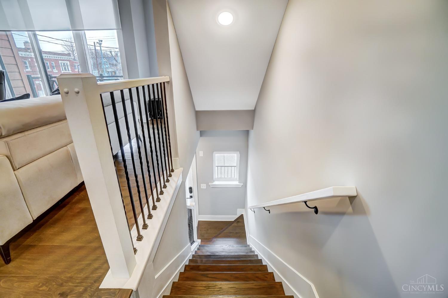 3129 Madison Road Cincinnati, OH 45209 - Photo 8 of 54
