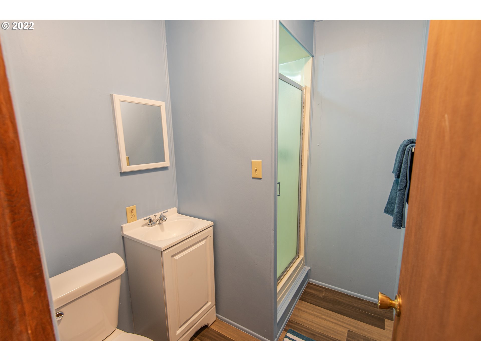 66001 Sunshine Road Coos Bay, OR 97420 - Photo 21 of 32 a utility room with dryer and washer