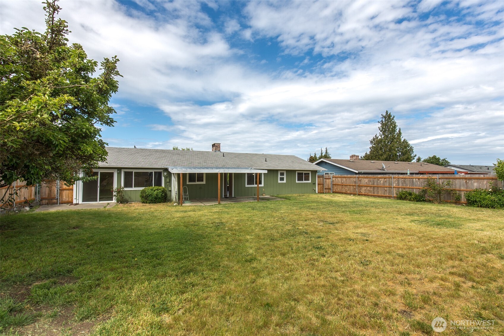 717 East Spruce Street Sequim, WA 98382 - Photo 31 of 40