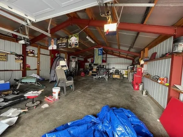 $295,000 | 170 West 630th Avenue, Girard, KS 66743