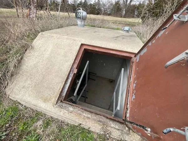 $295,000 | 170 West 630th Avenue, Girard, KS 66743