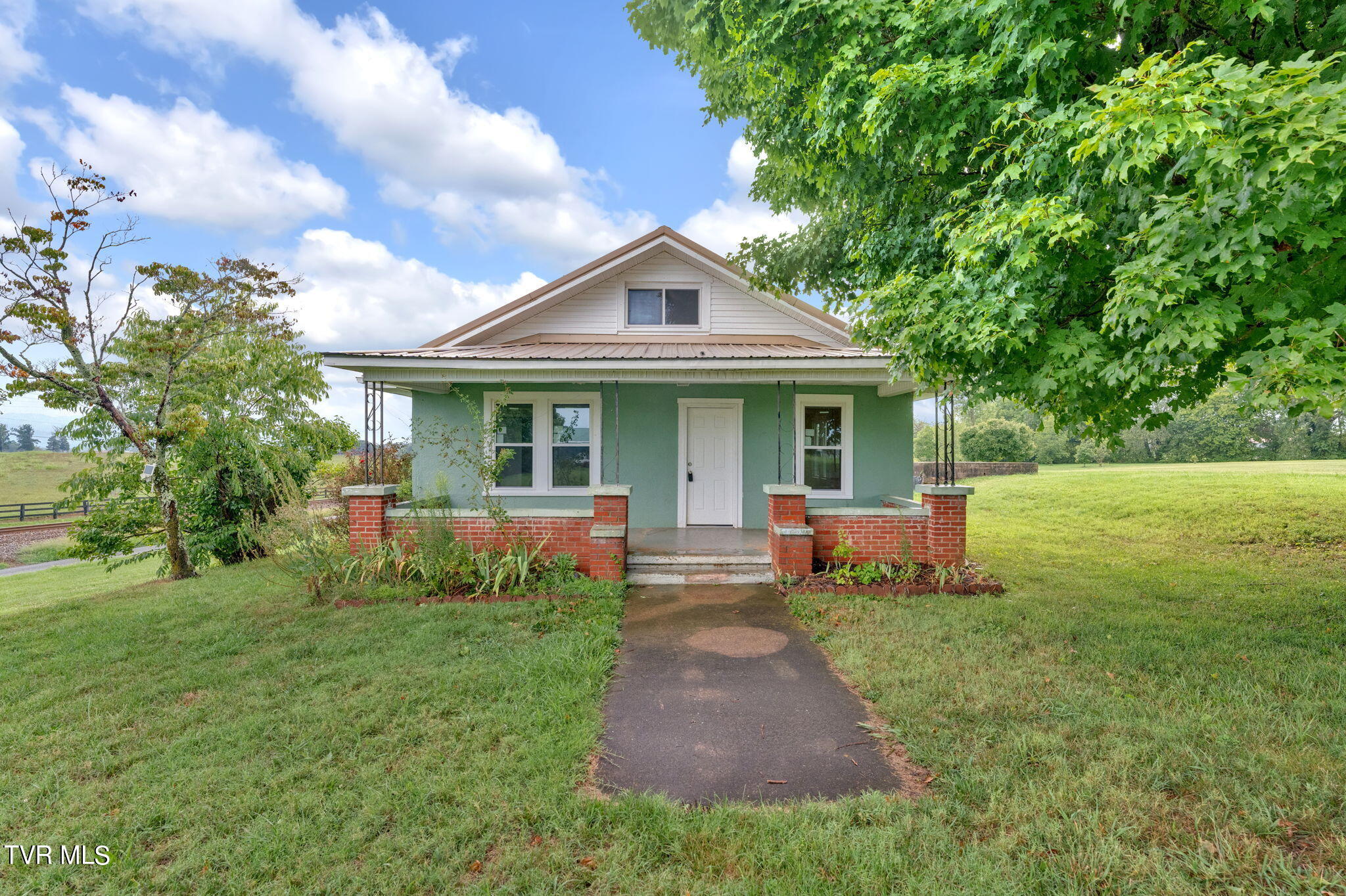 119 McGhee Road Limestone, TN 37681 - Photo 1 of 39 1-web-or-mls-DSC02649