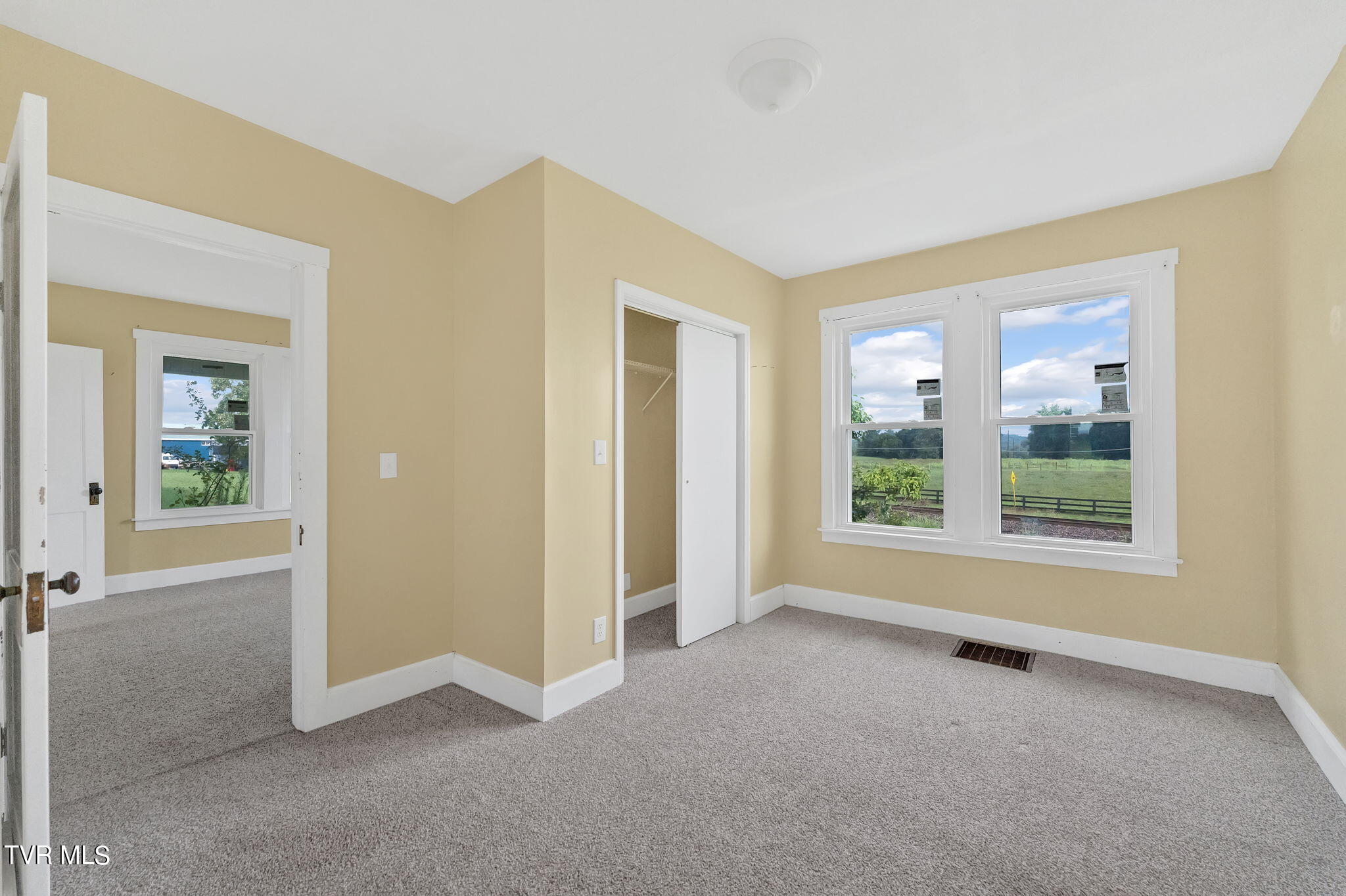 119 McGhee Road Limestone, TN 37681 - Photo 16 of 39 40-web-or-mls-DSC02637