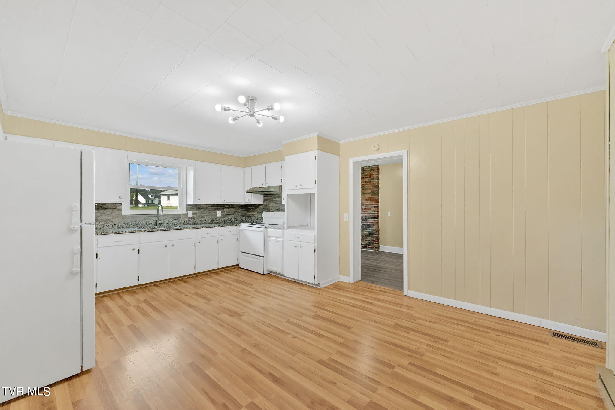 119 McGhee Road Limestone, TN 37681 - Photo 21 of 39 17-web-or-mls-DSC02568
