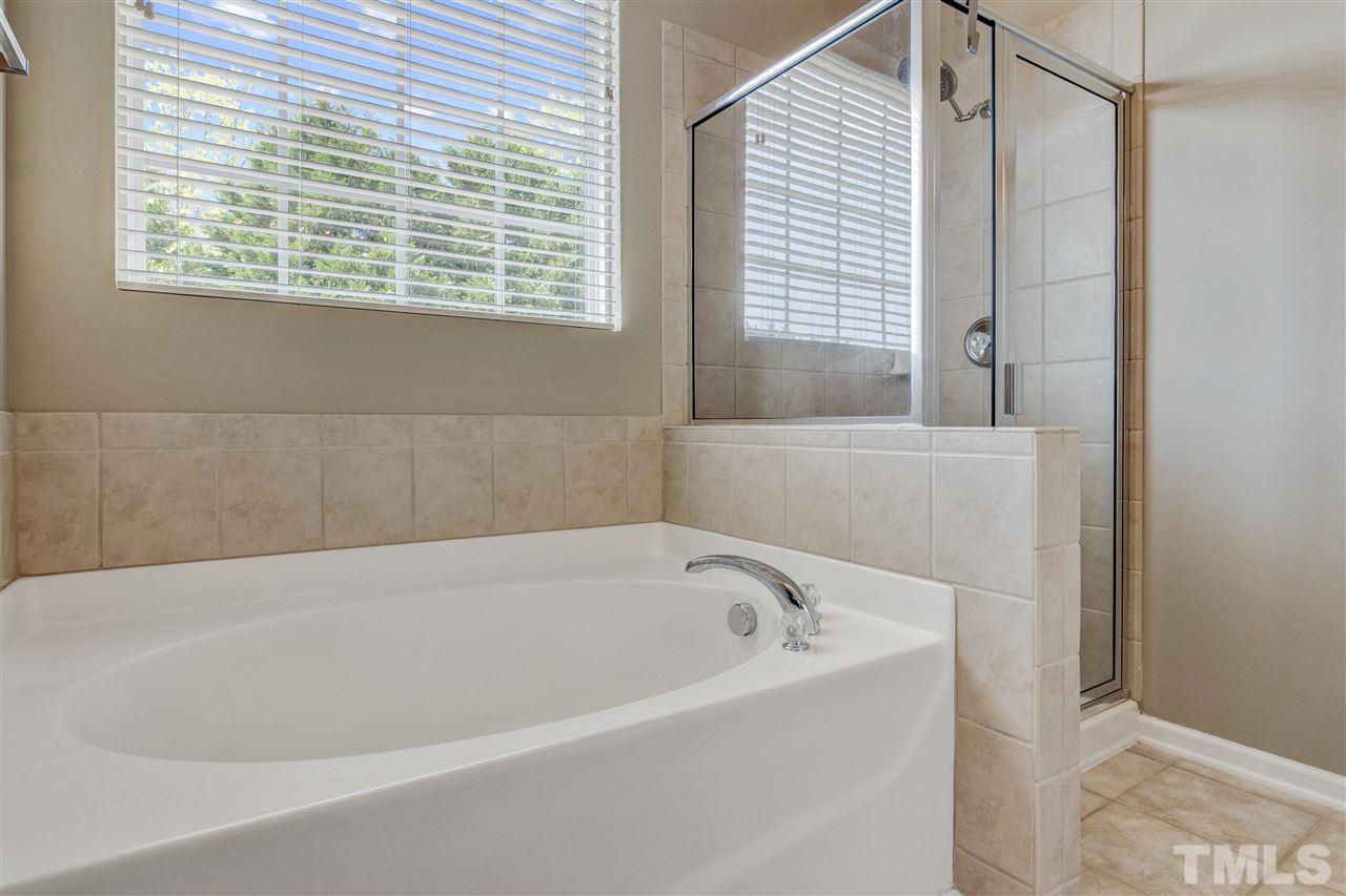 5913 Chivalry Court Raleigh, NC 27612 - Photo 24 of 30 Gallery Image 24