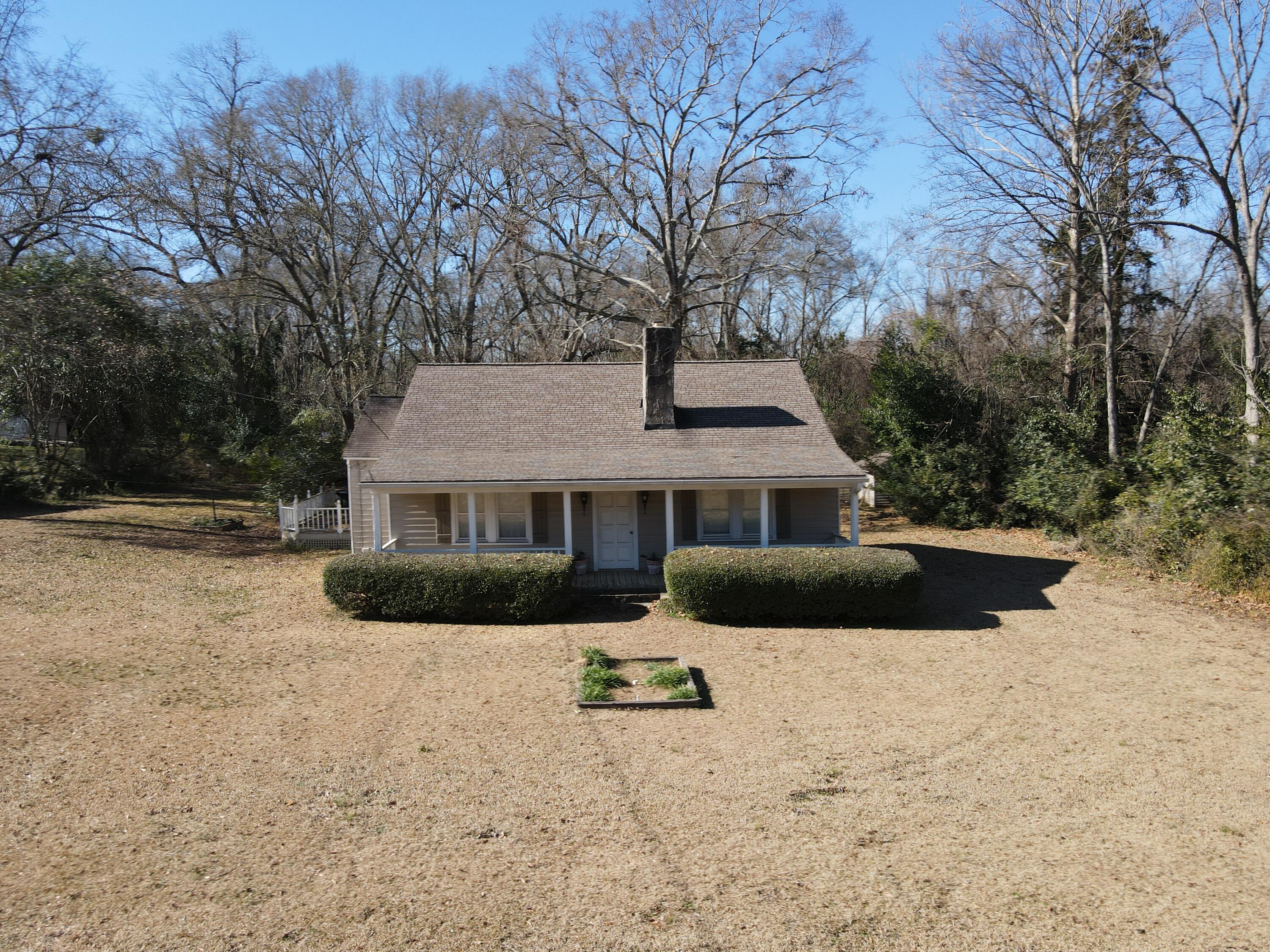 400 Spring Street Washington, GA 30673 - Photo 2 of 6 400 Spring st pic2