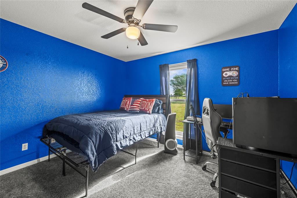 314 Jackson Heights Lorena, TX 76655 - Photo 29 of 40 Bedroom 3