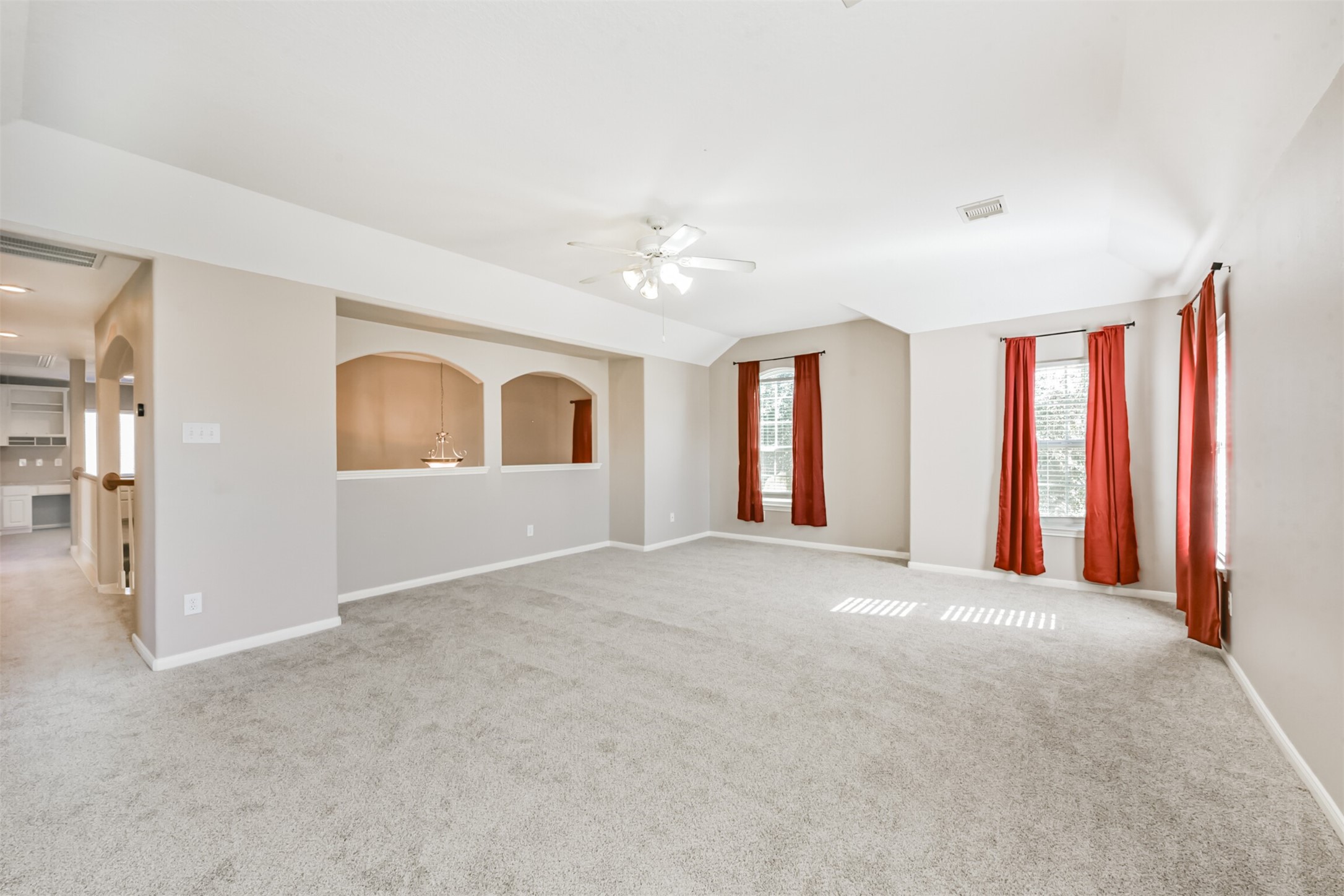 3919 Copper Creek Baytown, TX 77521 - Photo 32 of 50 a view of an empty room with window and closet