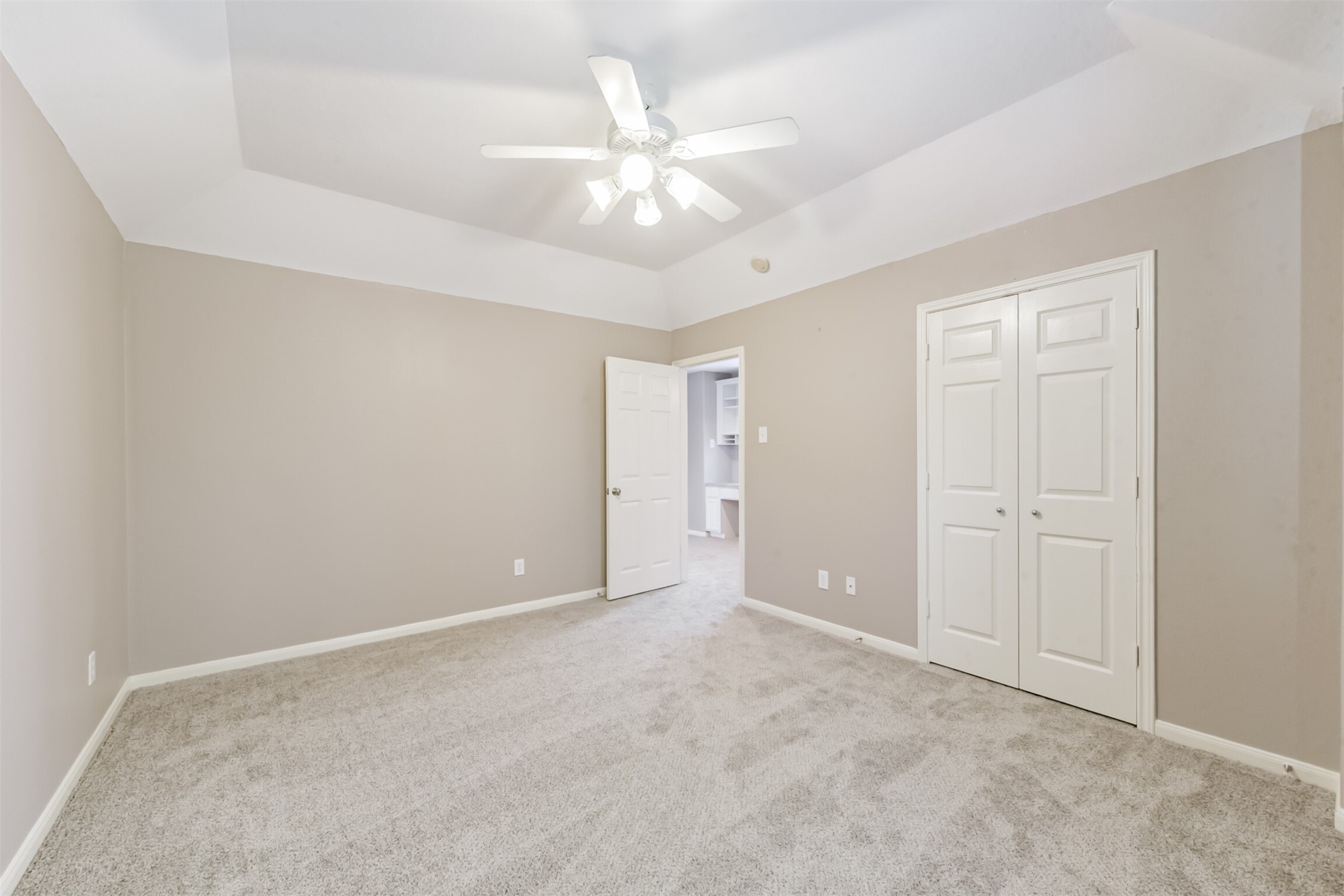 3919 Copper Creek Baytown, TX 77521 - Photo 35 of 50 an empty room with fan and entryway