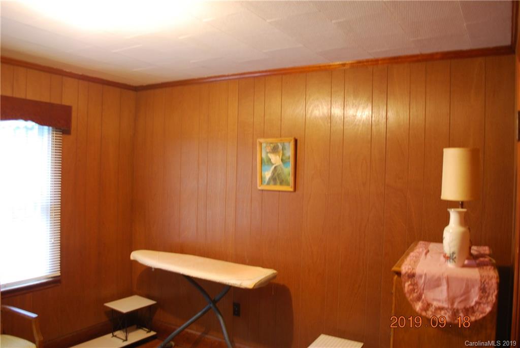 293 Upper Haw Branch Road Marion, NC 28752 - Photo 14 of 46 Gallery Image 14