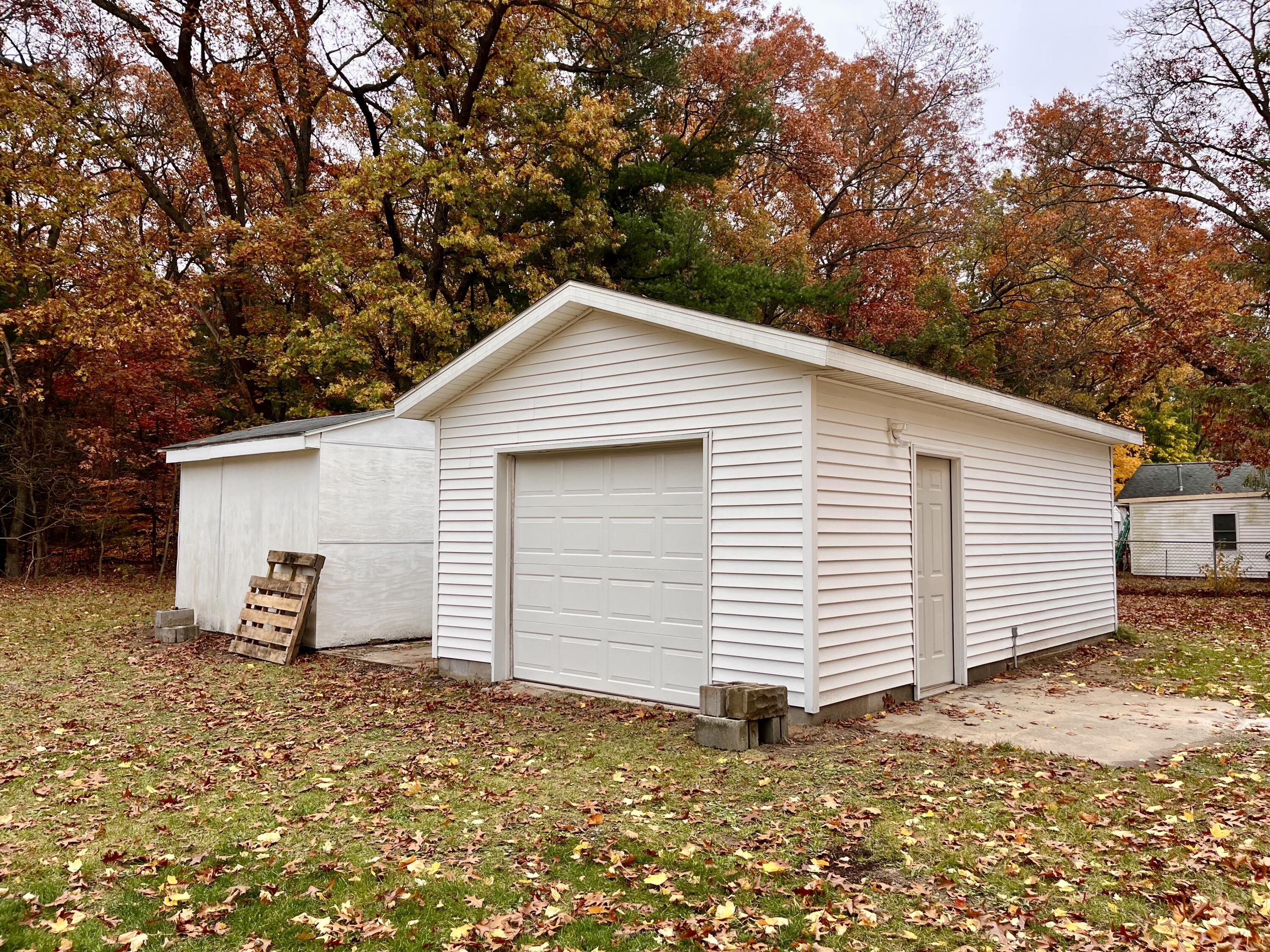 1130 South Forest Road Muskegon, MI 49442 - Photo 48 of 49 IMG_0470