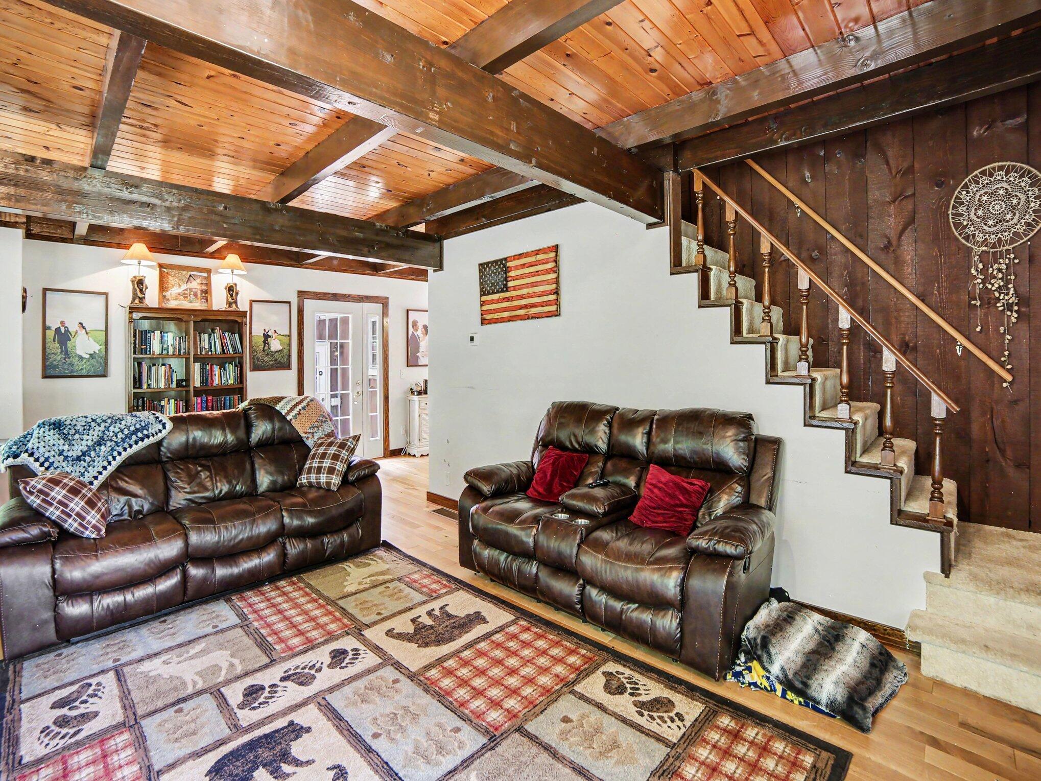 6945 West Shelby Road Shelby, MI 49455 - Photo 12 of 45 Living Room