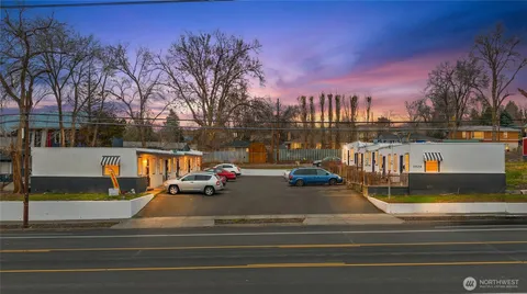 a view of a lake with houses