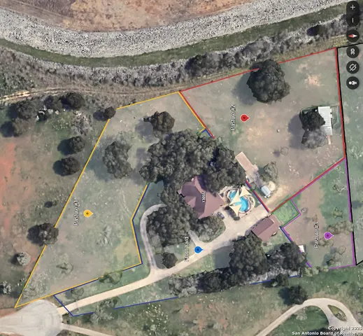 $1,160,000 | 13055 Tonne Drive East, New Braunfels, TX 78132