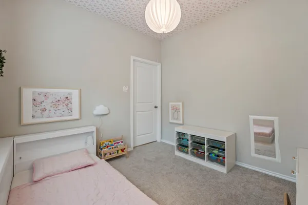 a view of a livingroom with an empty space