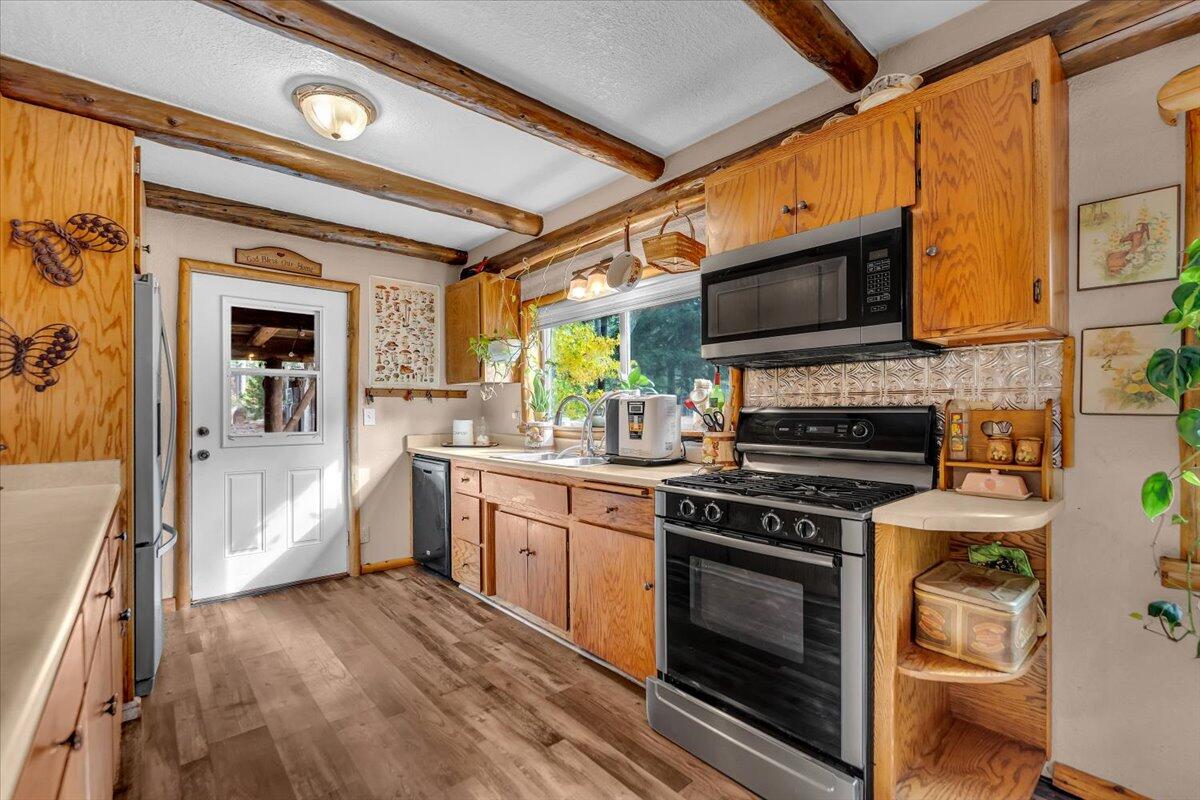 29104 Johnson Road Montgomery Creek, CA 96065 - Photo 34 of 137 016-29104 Johnson Rd - I-22