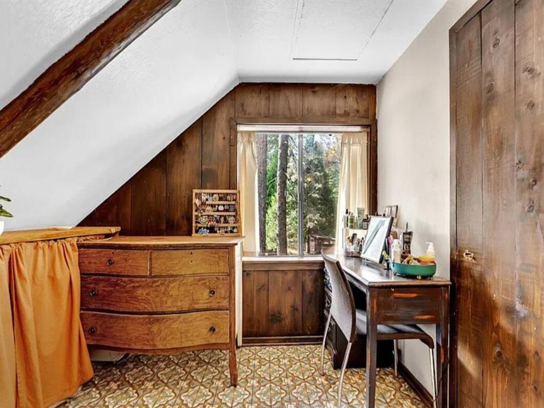29104 Johnson Road Montgomery Creek, CA 96065 - Photo 45 of 137 Upstairs Bath M