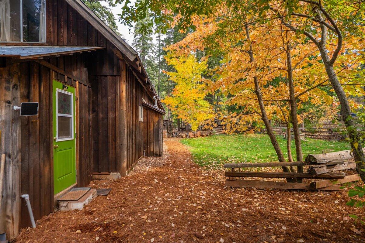 29104 Johnson Road Montgomery Creek, CA 96065 - Photo 10 of 137 074-29104 Johnson Rd - E-34