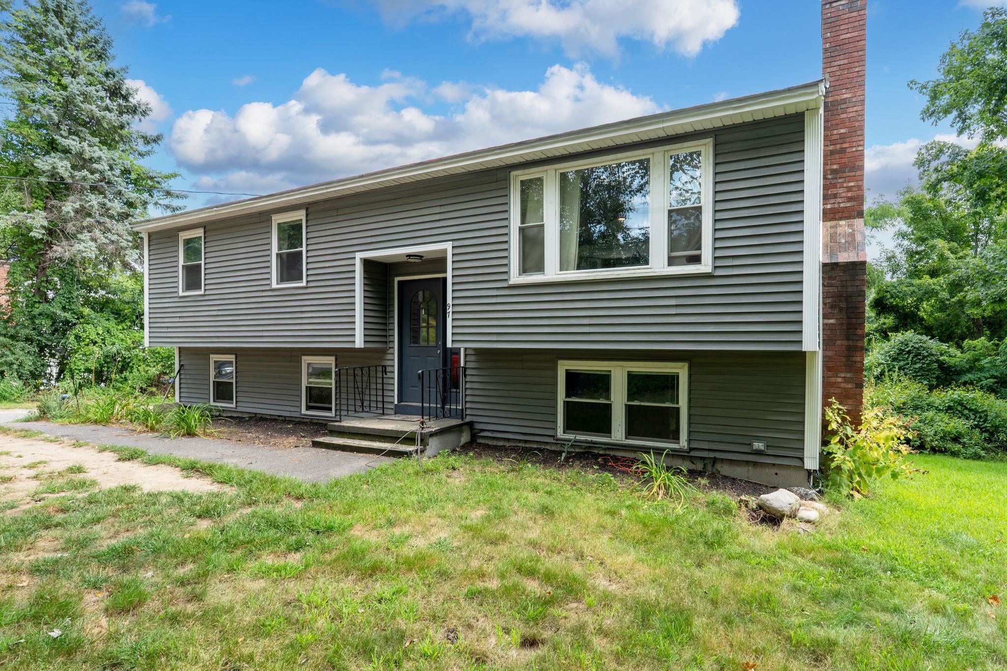 97 Pillsbury Road Londonderry, NH 03053 - Photo 1 of 26 Gallery Image 1