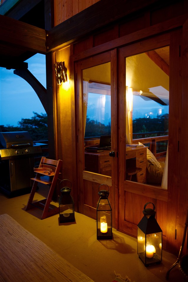 56 West Waipio Road Haiku, HI 96708 - Photo 20 of 25 a view of an outdoor space with seating area