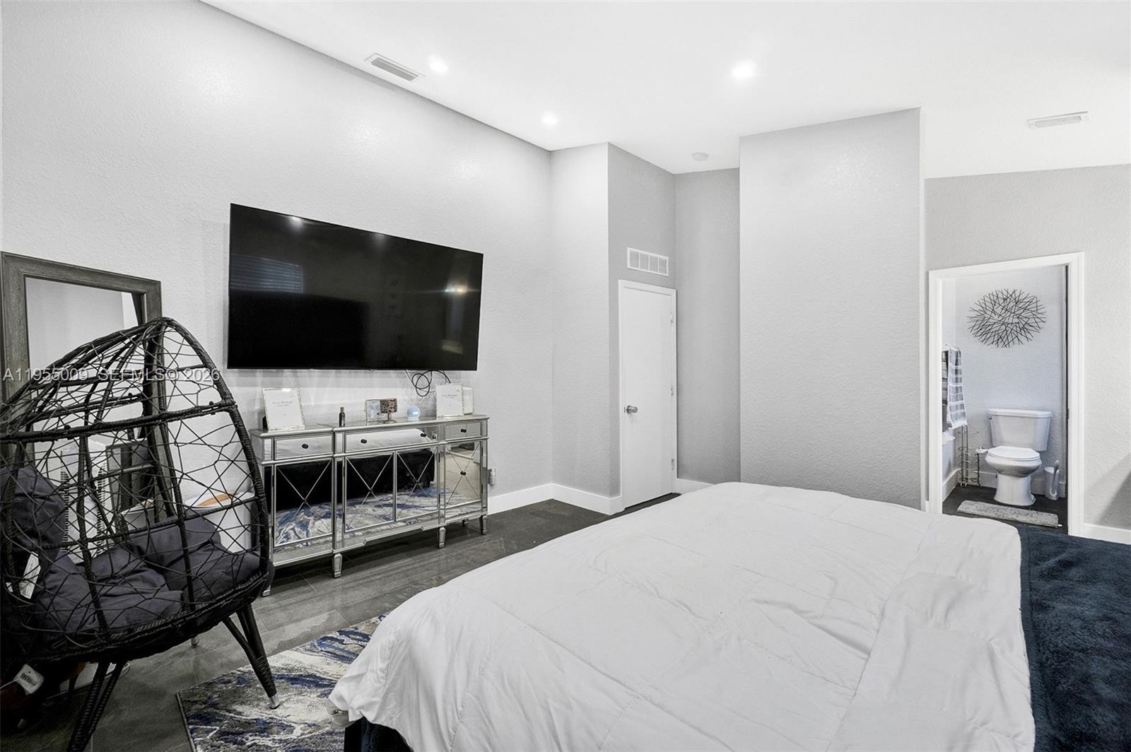 2311 Southwest 87th Way, Unit 2311 Miramar, FL 33025 - Photo 11 of 19