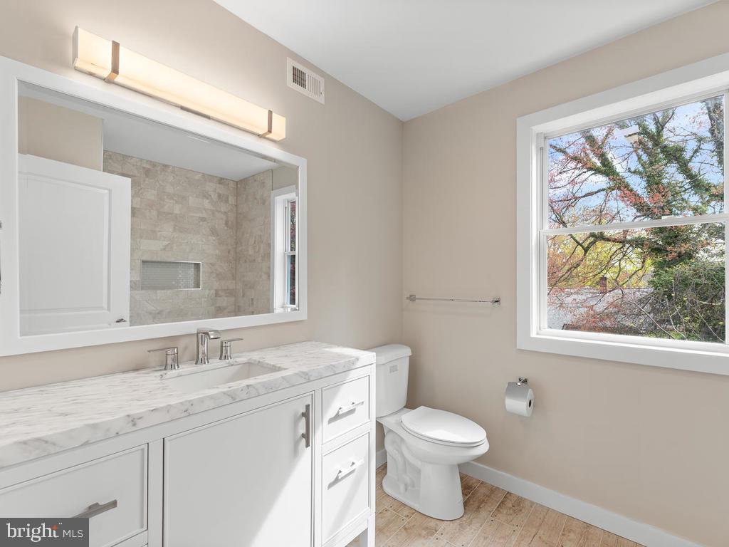 3111 Windom Road Mount Rainier, MD 20712 - Photo 23 of 46 2nd Floor Bathroom